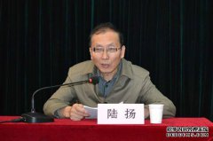 [杨扬并不不愉快]