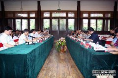 平石狮市办事处积极推动旧唱片的工作。
